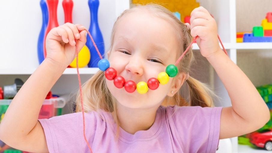 Що таке soft skills для дітей, які навички потрібні школярам і як розвивати комунікацію, критичне мислення та самостійність. - Kid`s Life School